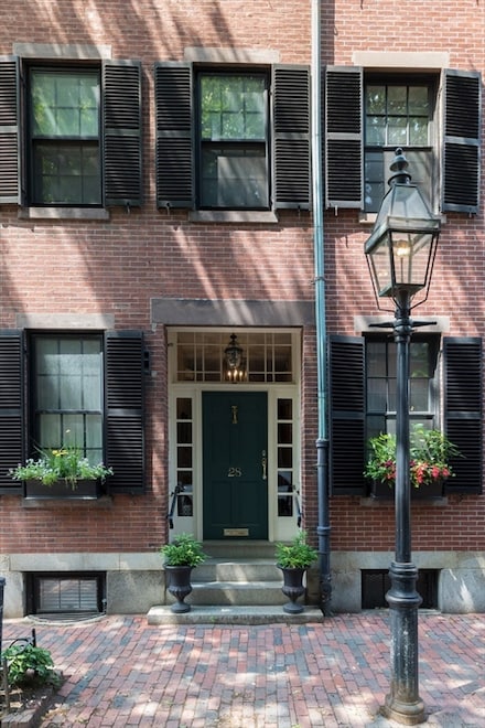 28 W Cedar St Unit 2, Boston, MA 02108