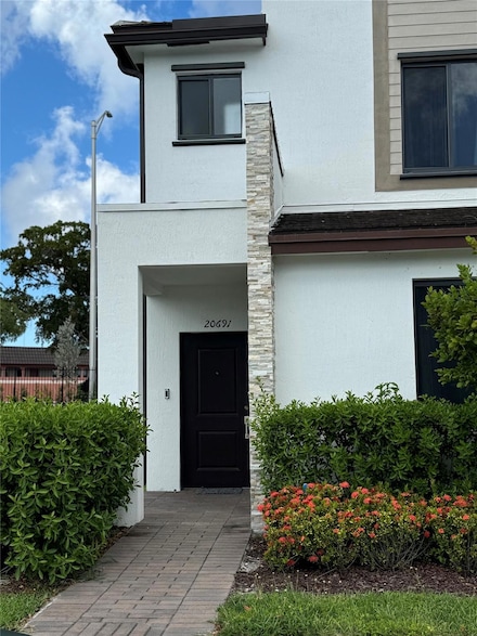 20691 NE 7th Place, North Miami Beach, FL 33179