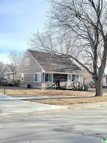 912 5th Ave, Sibley, IA 51249
