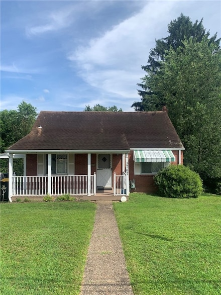 5767 Smith Dr, Bethel Park, PA 15102