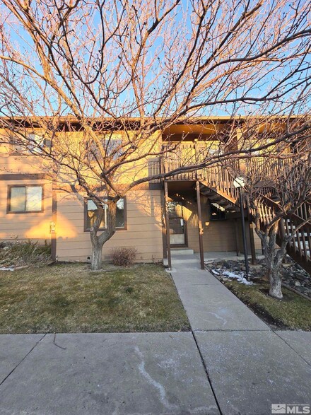 2938 Tierra Verde W, Reno, NV 89512