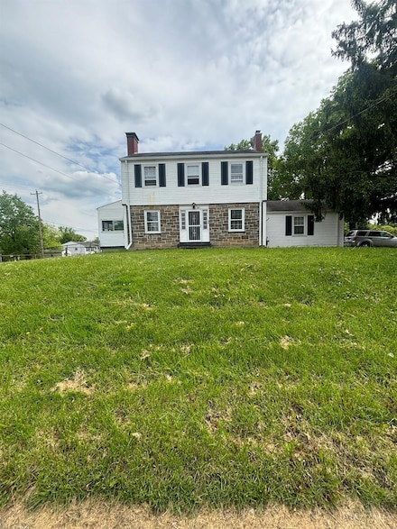 805 W Galbraith Rd, Cincinnati, OH 45231