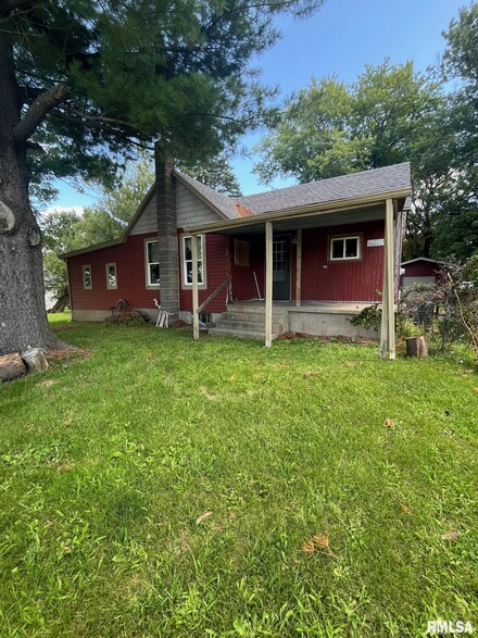 1702 N Main St, Kewanee, IL 61443