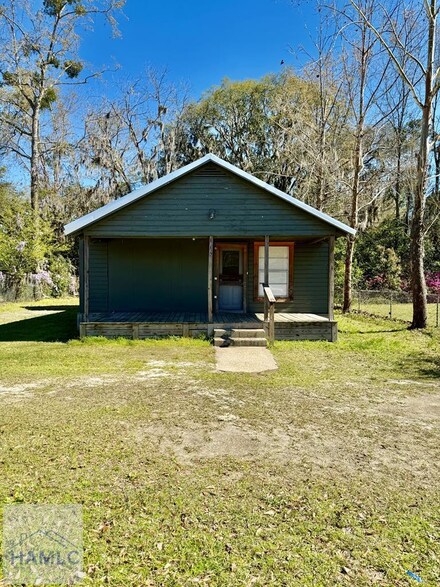52 Boundary St, Ludowici, GA 31316
