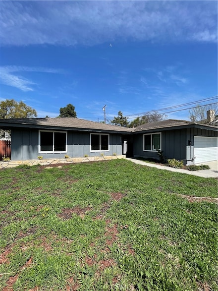 2704 Sarandi Grande Dr, Hacienda Heights, CA 91745