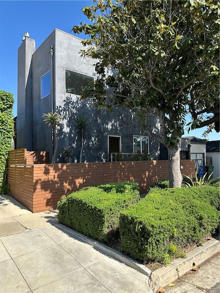 1419 Angelus Ave, Los Angeles, CA 90026