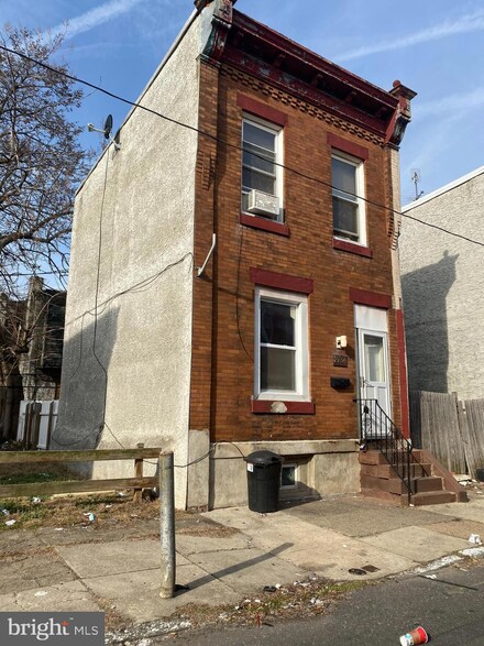 2734 N Bonsall St, Philadelphia, PA 19132