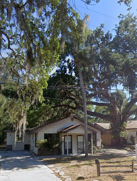 6905 Hudson Ave, Hudson, FL 34667