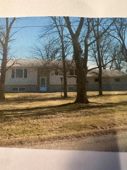 4717 Butterfield Rd, Cedar Falls, IA 50613