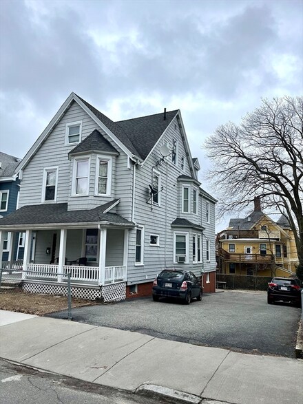 75 Thurston St, Somerville, MA 02145