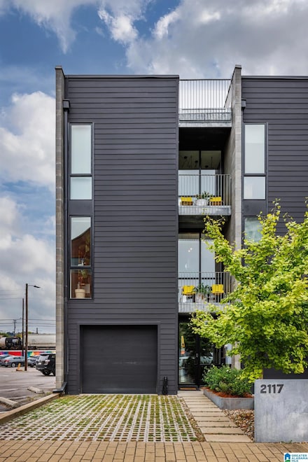 2117 Morris Ave, Birmingham, AL 35203