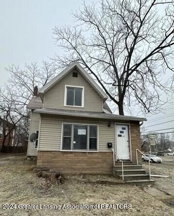 1235 N Grand River Ave, Lansing, MI 48906