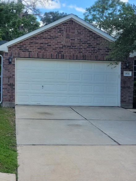 4526 Cannongate Dr, Spring, TX 77373