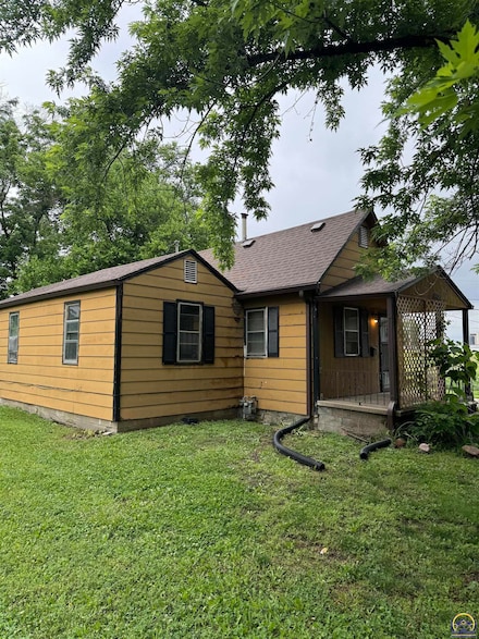1023 SE Hancock St, Topeka, KS 66607
