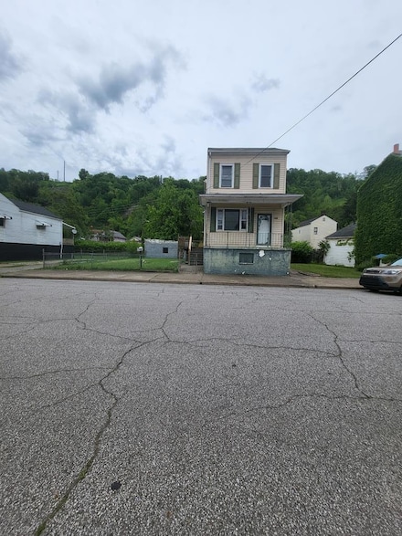 4338 Wood St, Wheeling, WV 26003