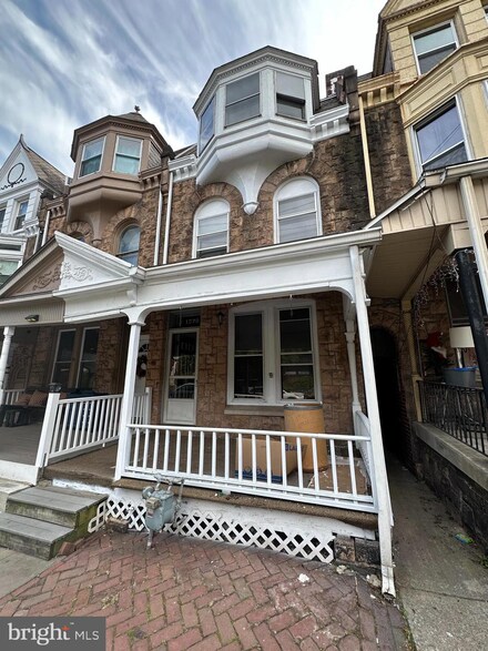 1370 Perkiomen Ave, Reading, PA 19602