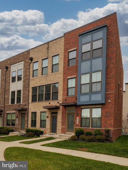 2828 Arts Vista Blvd, Suitland, MD 20746