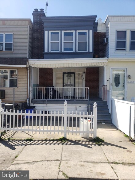 2654 S Massey St, Philadelphia, PA 19142