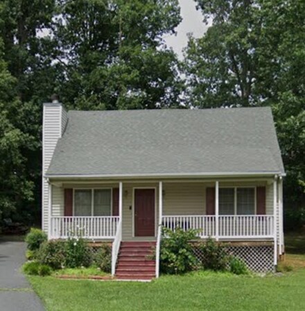 304 Round Hill Dr, Stuarts Draft, VA 24477