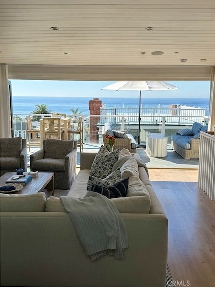 2427 Silverstrand Ave, Hermosa Beach, CA 90254