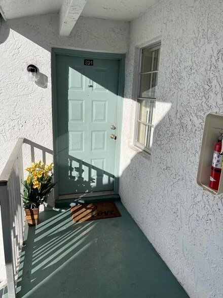 2720 Forest Hills Blvd Unit 204, Coral Springs, FL 33065