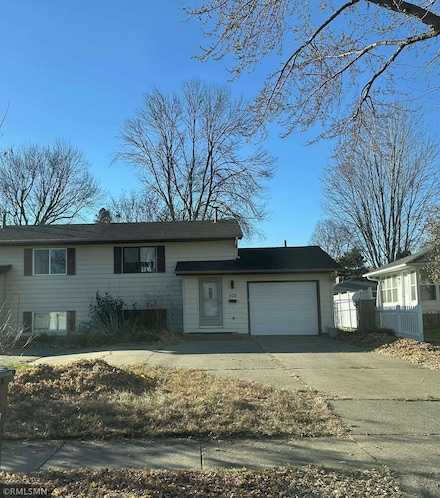 502 River St, Hastings, MN 55033