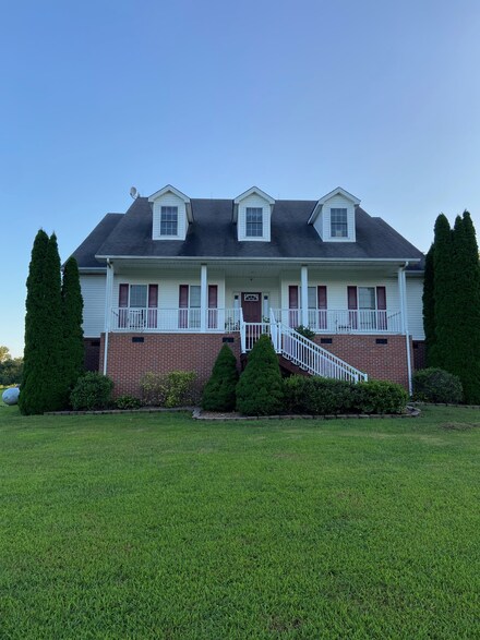305 Darnell Ridge Rd, Mulberry, TN 37359
