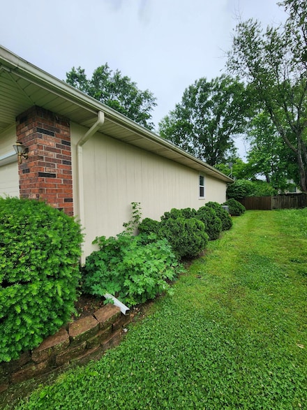 3451 S Geri Ct, Springfield, MO 65807