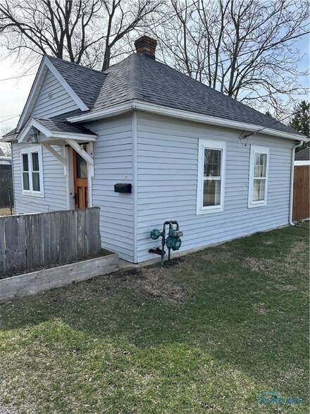 5345 Patriot Dr, Toledo, OH 43611