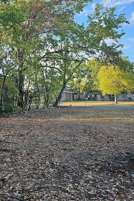 3002 Napoleon St, Houston, TX 77004