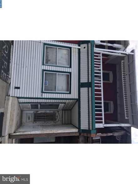 3902 Poplar St, Philadelphia, PA 19104