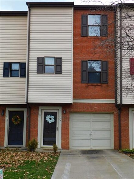 134 Mosside Loop, Seven Fields, PA 16046