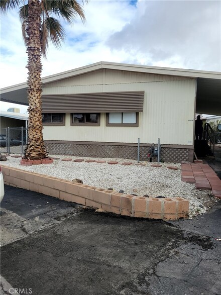 701 Montara Rd, Barstow, CA 92311