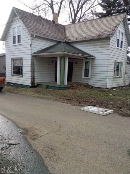 230 2nd Dr SW, New Philadelphia, OH 44663