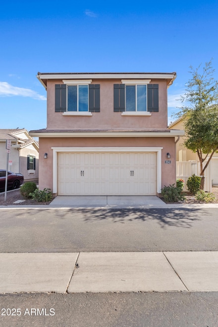 2241 S Wallrade Ln, Gilbert, AZ 85295