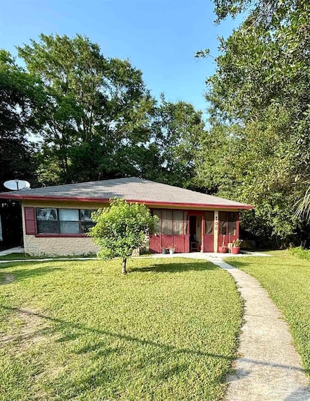 200 Georgia Dr, Pensacola, FL 32505