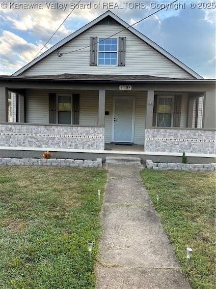 1110 Benamati Ave, Nitro, WV 25143
