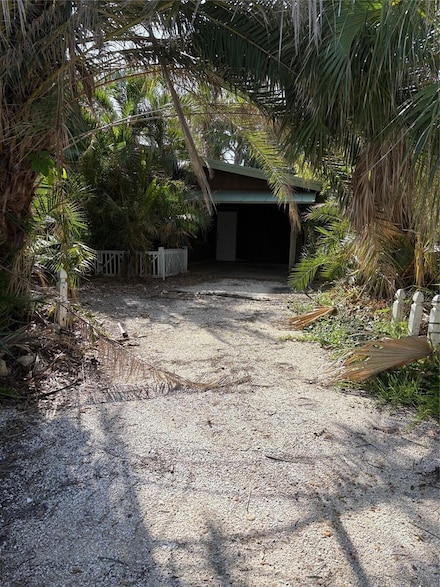 202 Bayview Pkwy, Nokomis, FL 34275