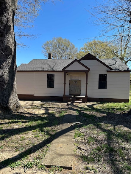 1488 Pendleton St, Memphis, TN 38114