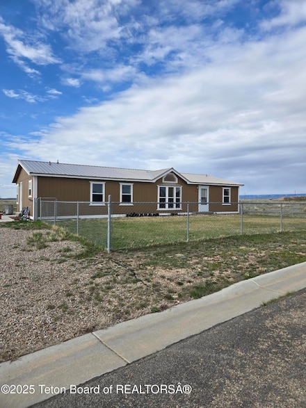 712 E 1st St, Big Piney, WY 83113