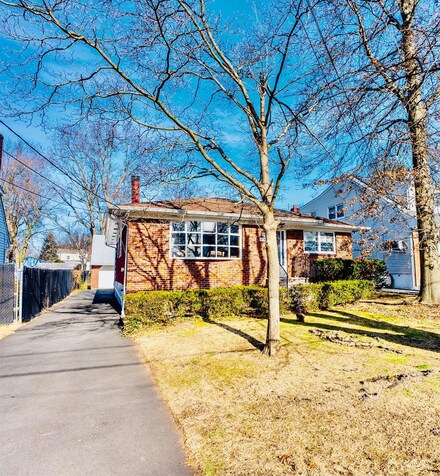 48 Willow Ave, Iselin, NJ 08830