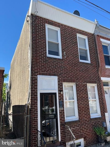 1910 Mcclellan St, Philadelphia, PA 19145