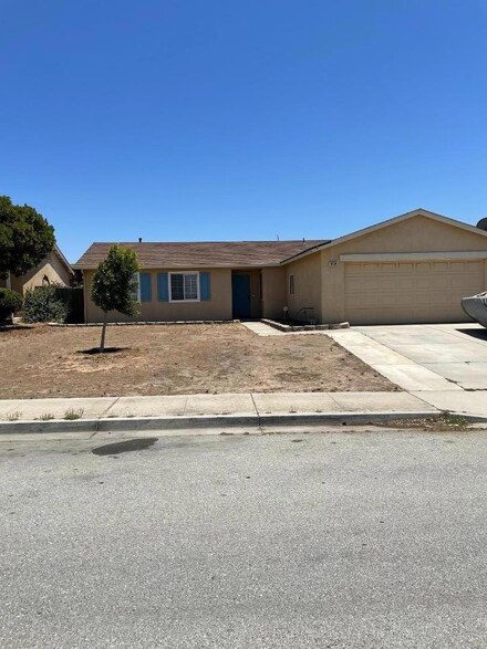 1028 Barcelona St, Soledad, CA 93960