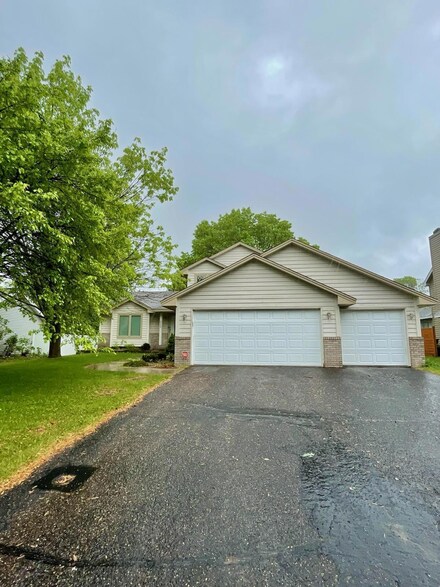 9225 Ashley Terrace, Brooklyn Park, MN 55443