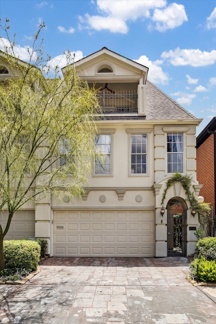 2111 Driscoll St, Houston, TX 77019