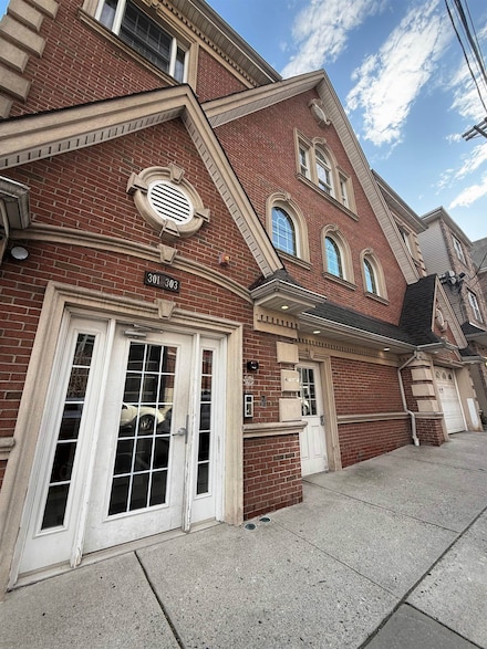 301 68th St Unit 1, Guttenberg, NJ 07093