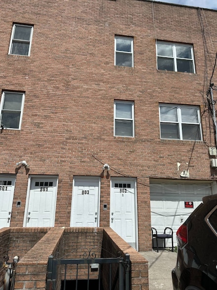 803 Barbey St Unit 3, Brooklyn, NY 11207