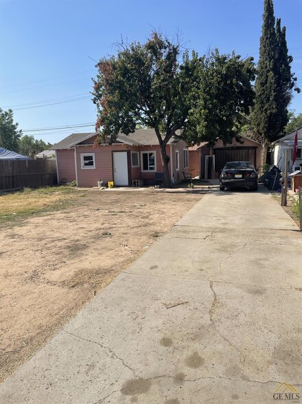 2337 Kentucky St, Bakersfield, CA 93306