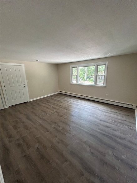 31 Joyce St Unit 2, Webster, MA 01570