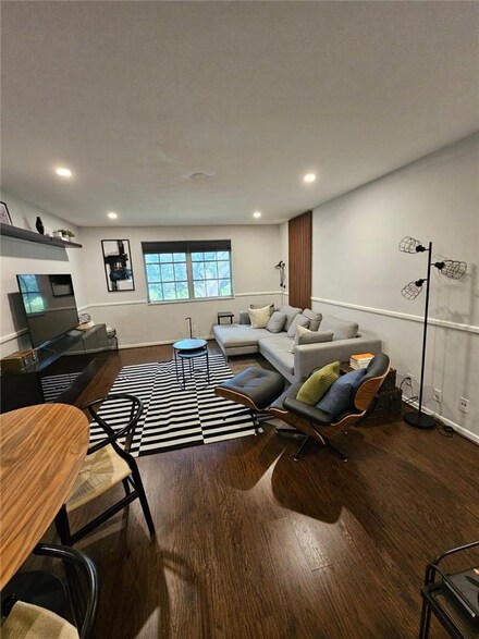 1801 NE 62nd St Unit 227, Fort Lauderdale, FL 33308
